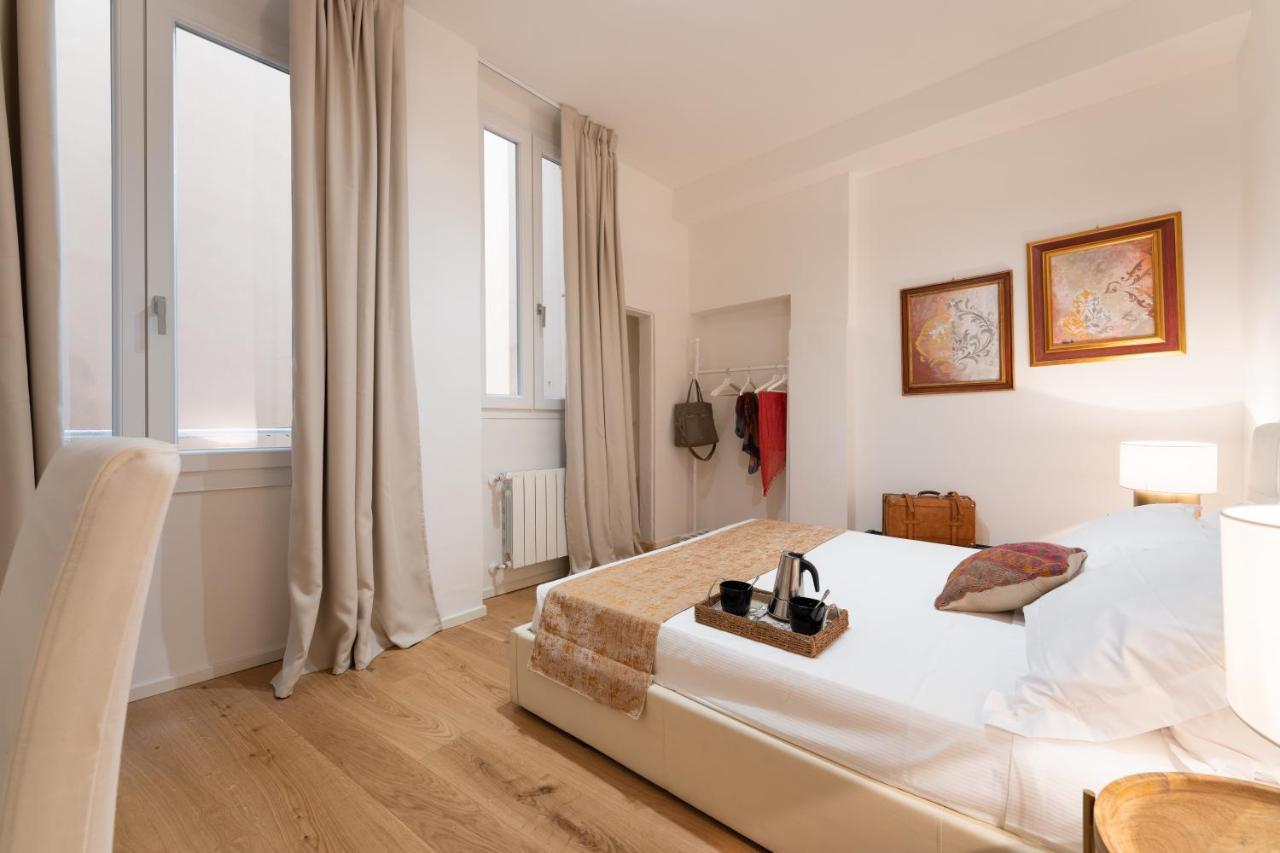 Accademia - Flo Apartments Флоренція Екстер'єр фото