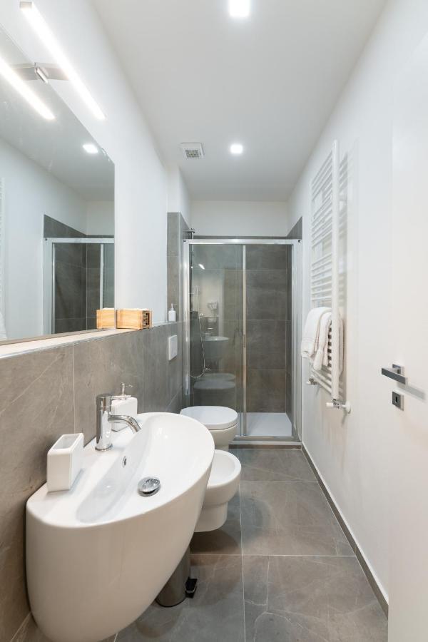 Accademia - Flo Apartments Флоренція Екстер'єр фото