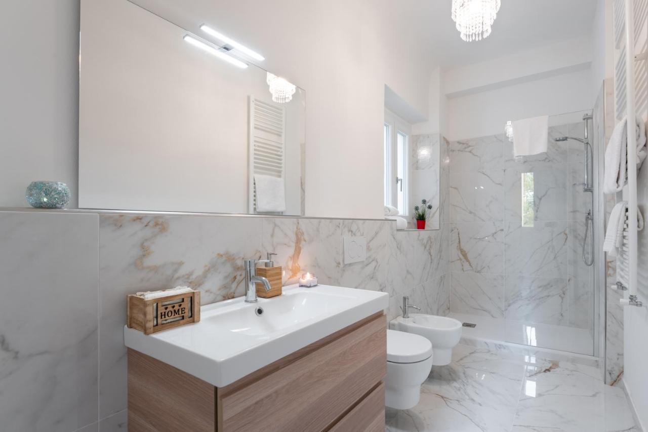 Accademia - Flo Apartments Флоренція Екстер'єр фото